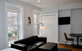Stylish Downtown Studio In The Southend, C.Ave# 2
